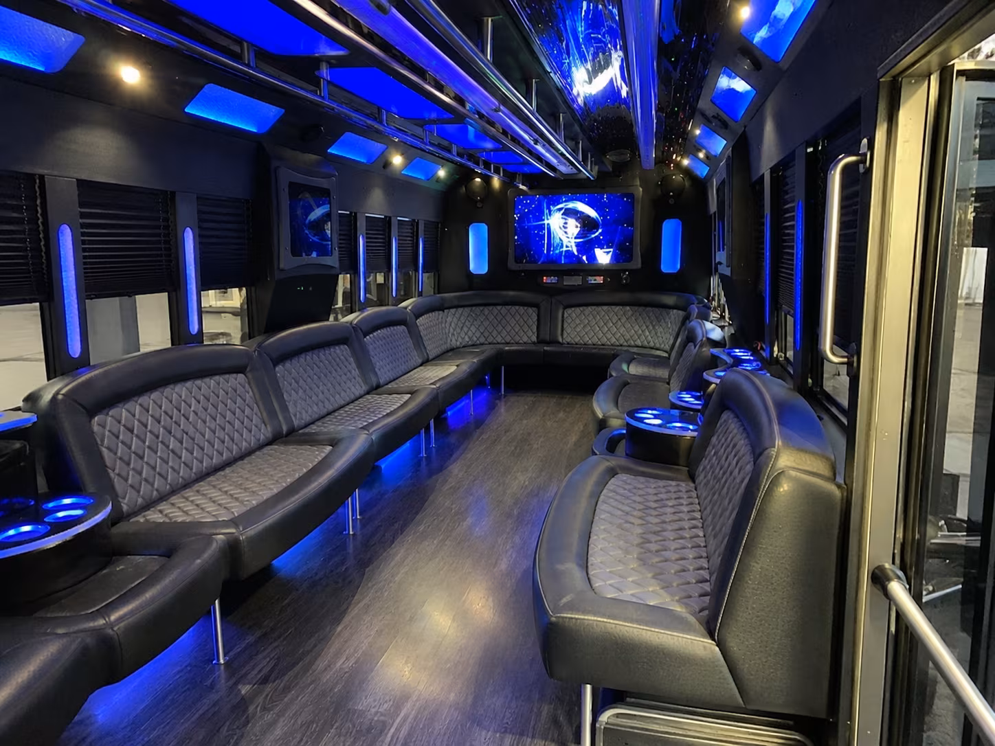 hagerstown 28 passenger party bus interior