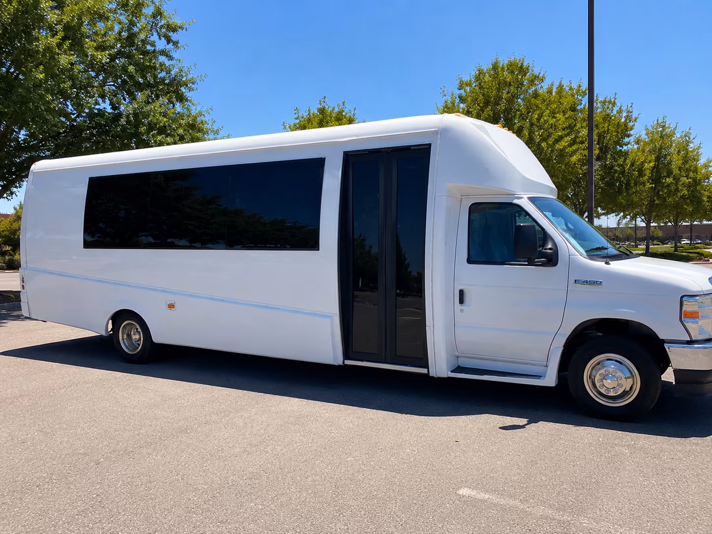 hagerstowncharterbuscompany com lets you compare party buses for bachelorette and birthday wine tours